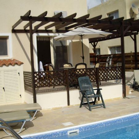 Frangipani Villa Пафос Екстериор снимка